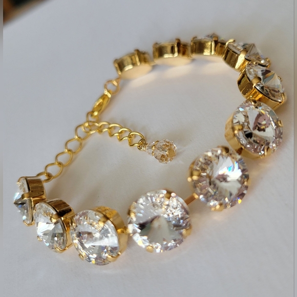 Austrian Crystal Tennis Bracelet in Gold - Picture 6 of 10